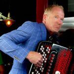 Bakelied akoestische Nederlandstalige liveband Marcel van der Schot Joris Linssen & Caramba