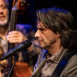 Bakelied. Nederlandstalige akoestische live band Bakelied Kees van den Hoogen