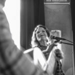 Bakelied. Nederlandstalige akoestische live band Bakelied Djem van Dijk