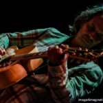 Bakelied. Nederlandstalige akoestische live band Bakelied Kees van den Hoogen